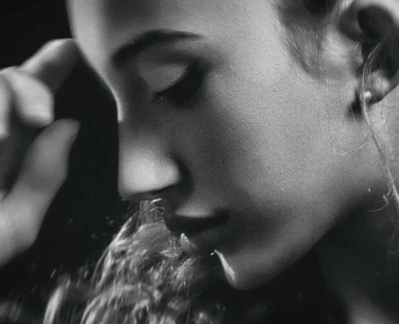 Black and white artistic female profile reflecting natural beauty and facial balance